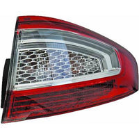 FORD MONDEO IV 4D 10-14 Baklykt LED Ytre Høyre