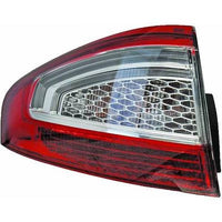 FORD MONDEO IV 4D 10-14 Baklykt LED Ytre Venstre