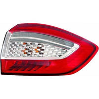 FORD MONDEO IV STV 10-14 Baklykt Ytre Høyre