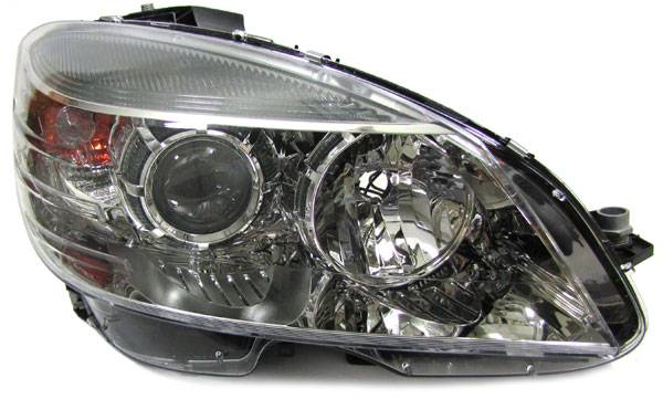 MB C W204 2007 Frontlykt Høyre
