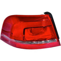 VW PASSAT B7 STV 10-14 Baklykt Ytre Venstre