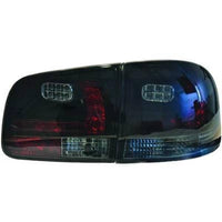 VW TOUAREG I 03-07 Baklykter LED Svart